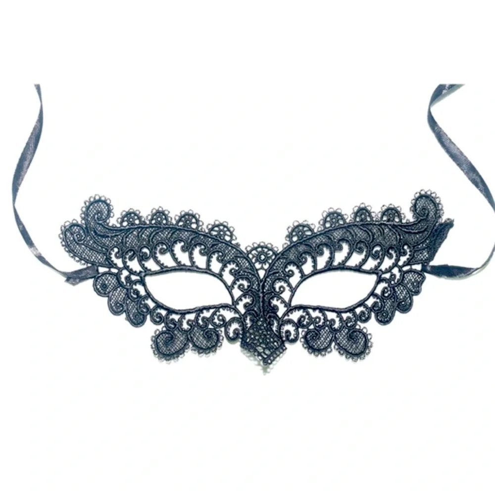 Lace Masquerade Ball Face Mask Unisex Color Black
